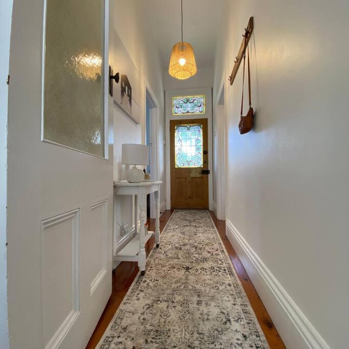 Charming Cottage Nestled In Prime Location Launceston Eksteriør bilde